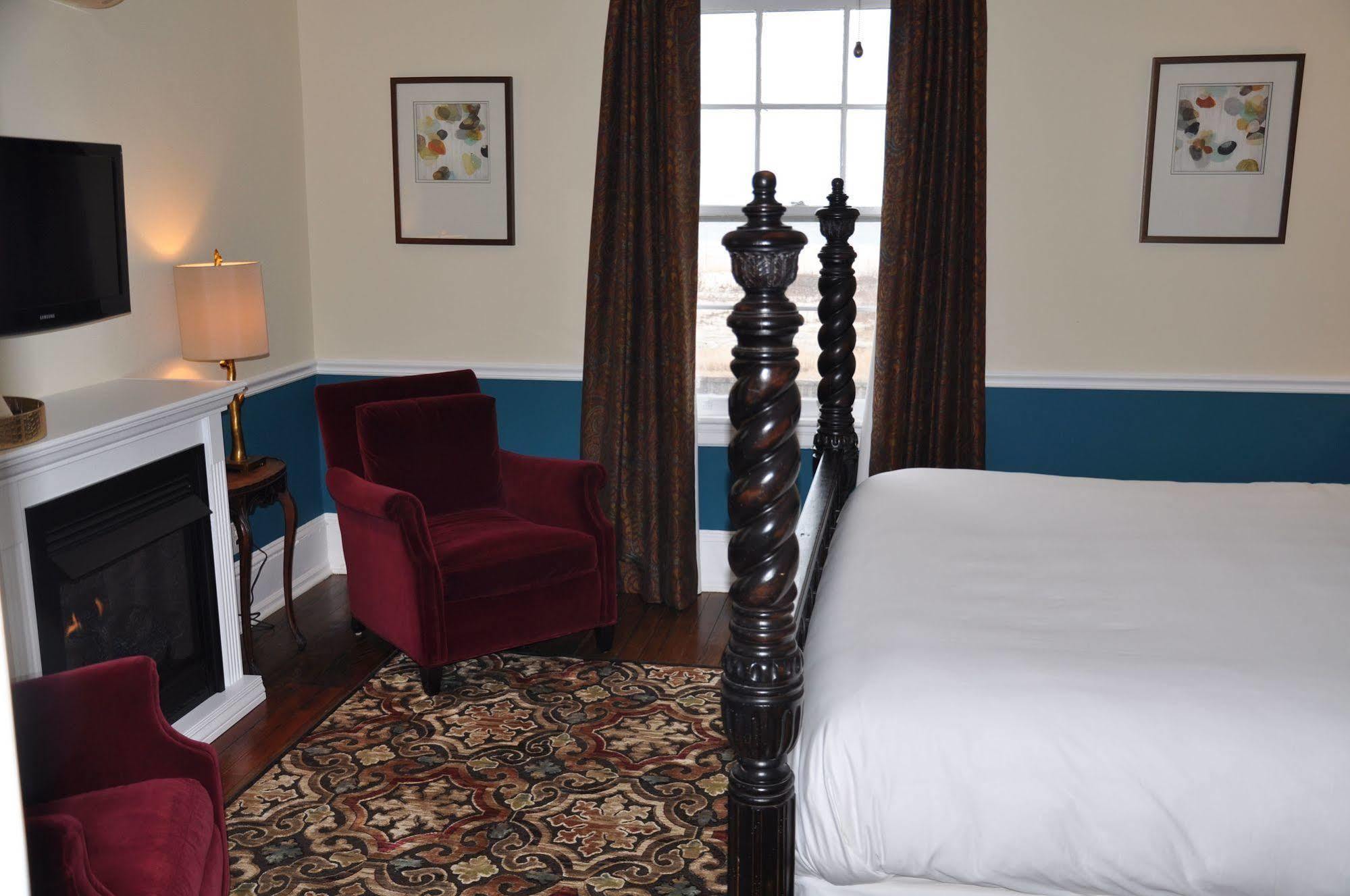Peter Shields Inn & Restaurant Cape May Extérieur photo